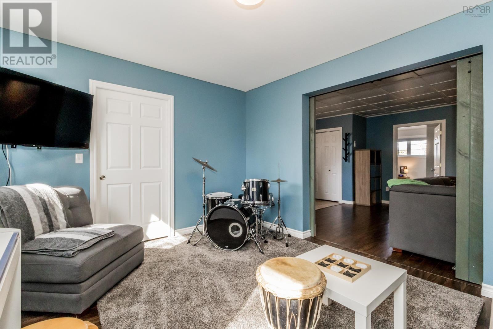 Property 26 of 47 of 26 Kent Avenue