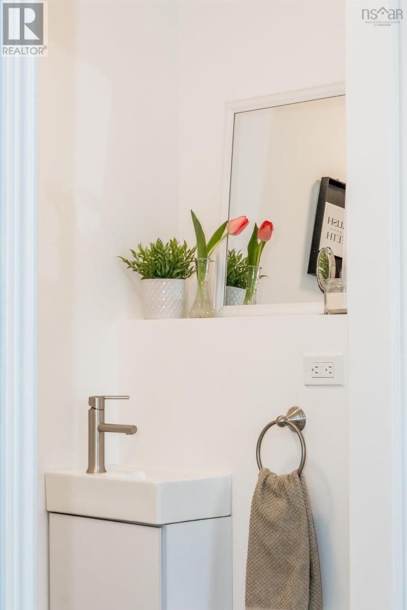 Property 34 of 47 of 26 Kent Avenue