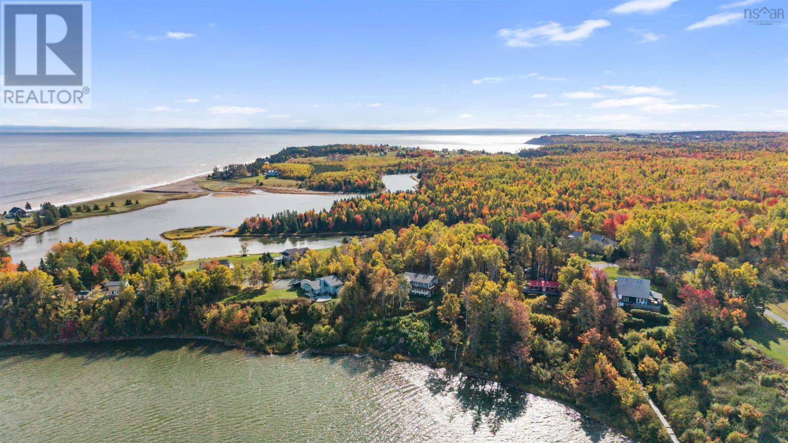 Property 5 of 50 of 83 Bay Loch Road