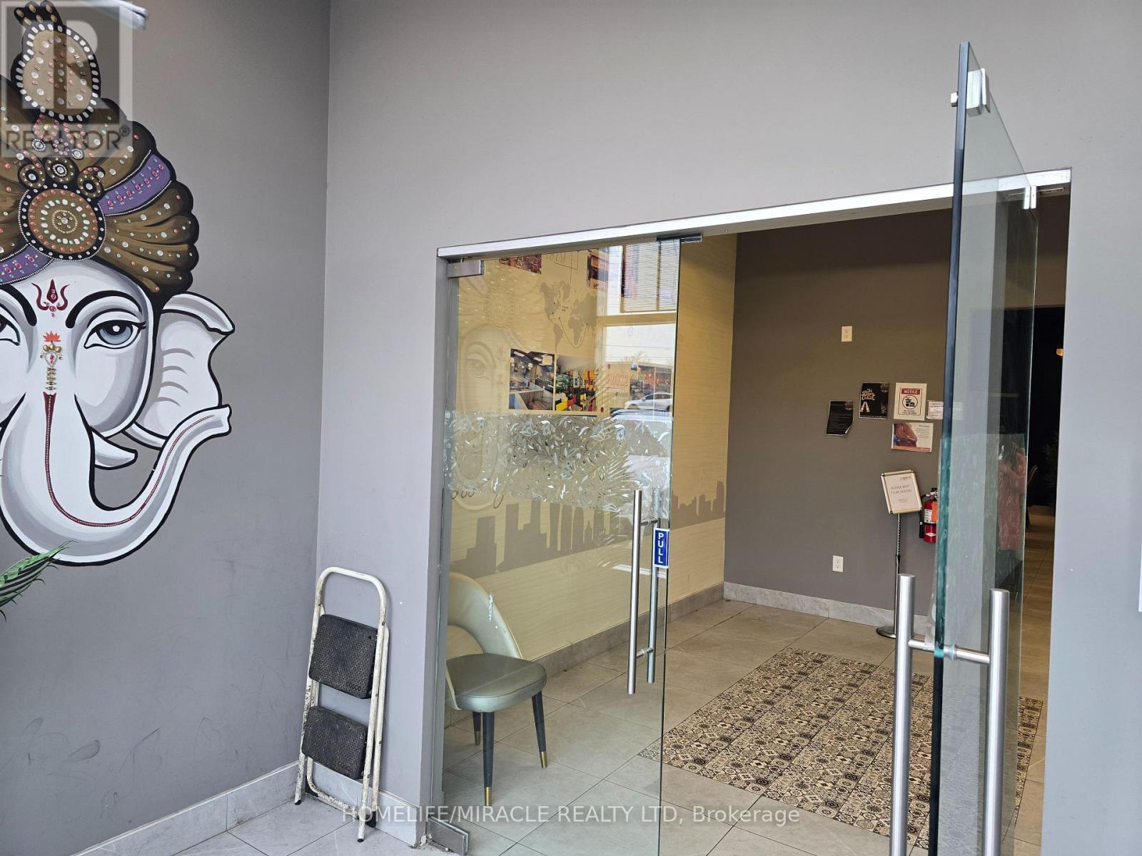 4 - 1400 AIMCO BOULEVARD