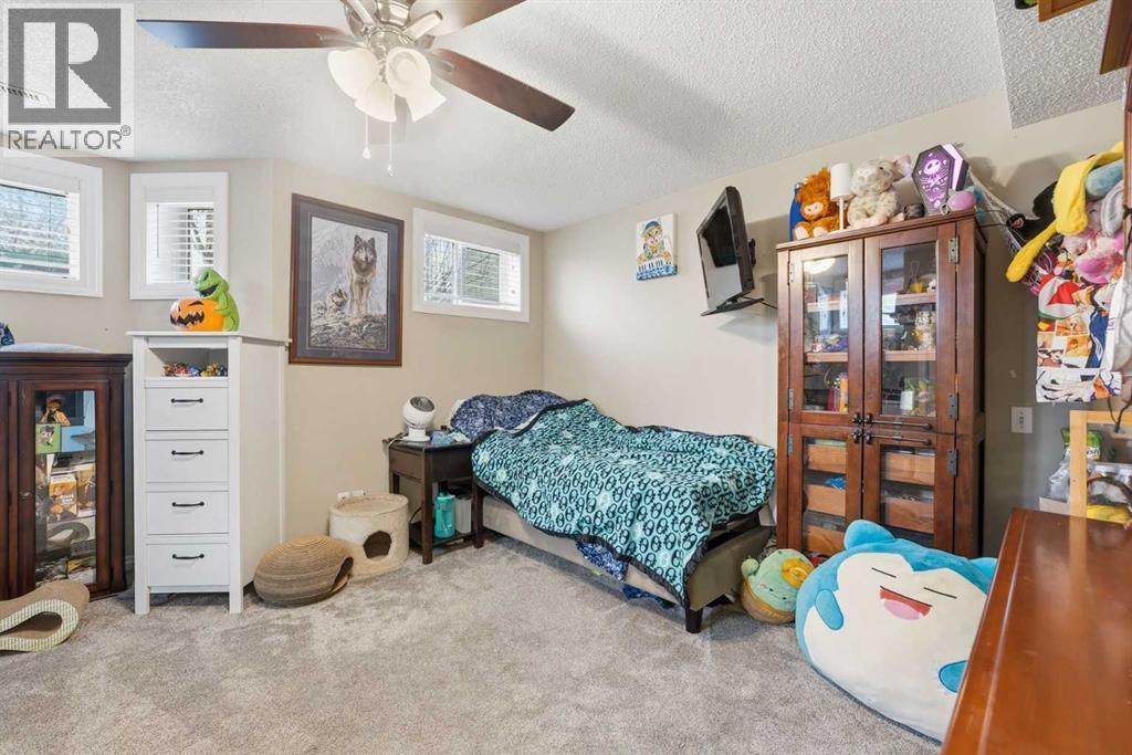 Single Family House for Sale in  Prestwick Park SE McKenzie Towne Calgary 