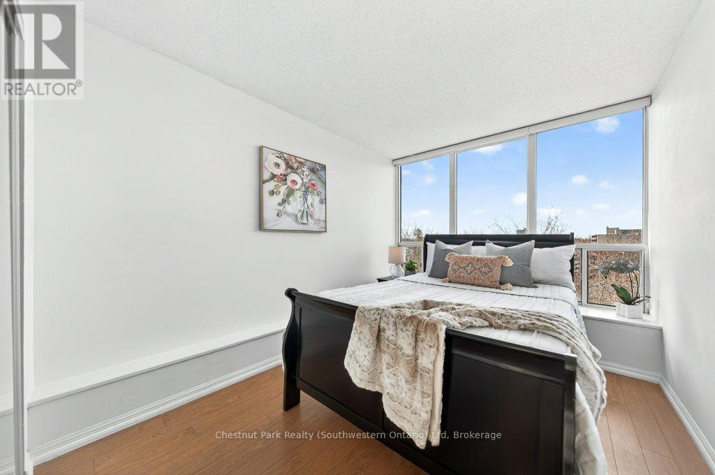 501 - 107 BAGOT STREET — photo 27