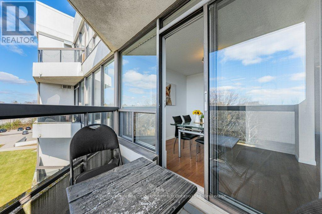501 - 107 BAGOT STREET — photo 31