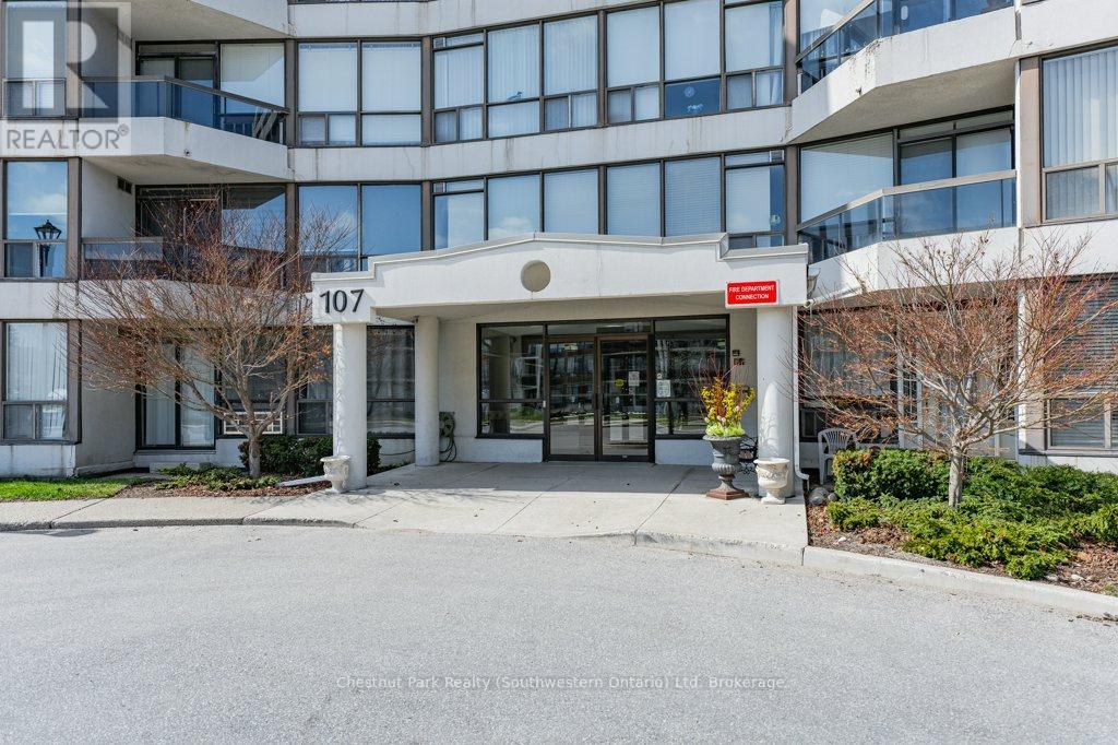 501 - 107 BAGOT STREET — photo 35