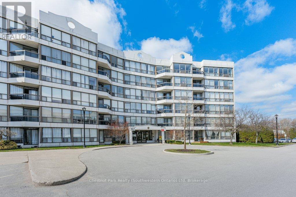 501 - 107 BAGOT STREET — photo 36