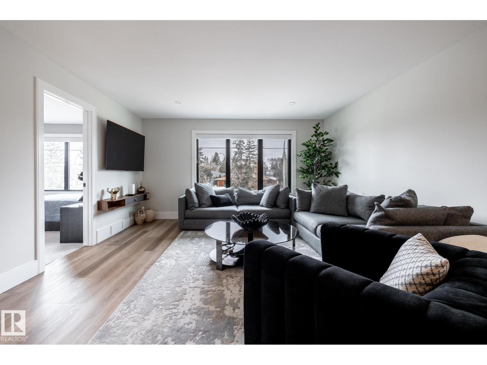 9503 142 ST NW, Edmonton