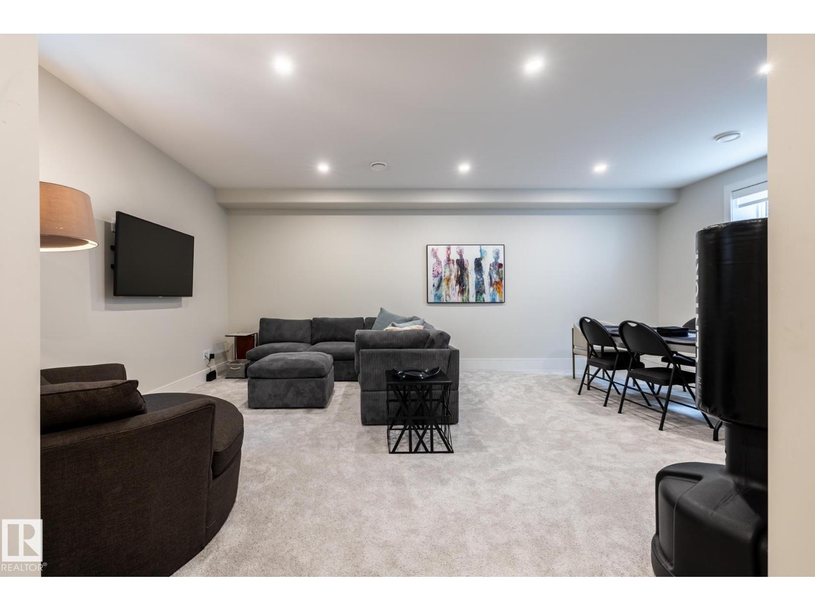 9503 142 ST NW, Edmonton