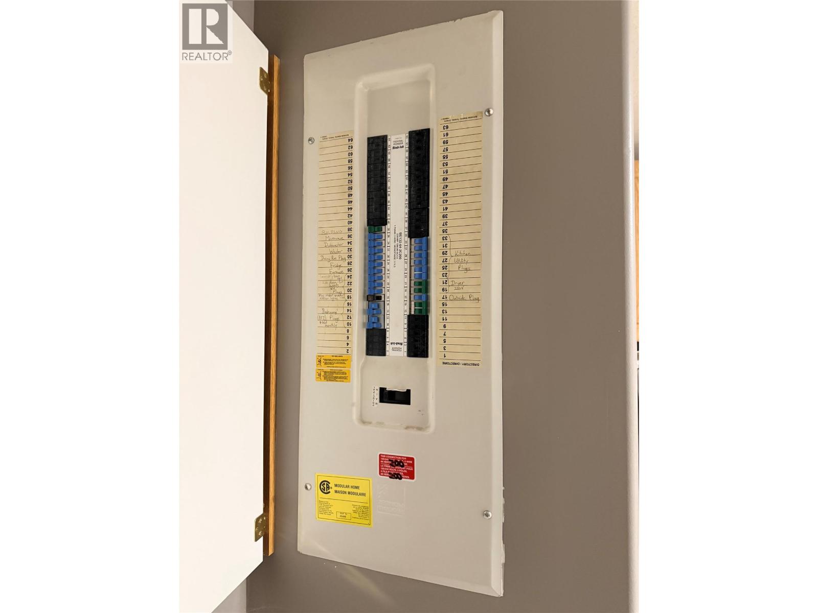 2135 HUNTER FRONTAGE ROAD - 31