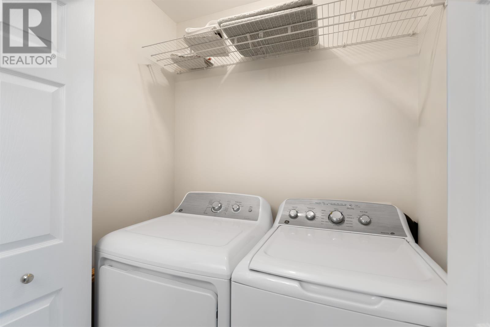 11 HEBRIDES LANE - 32