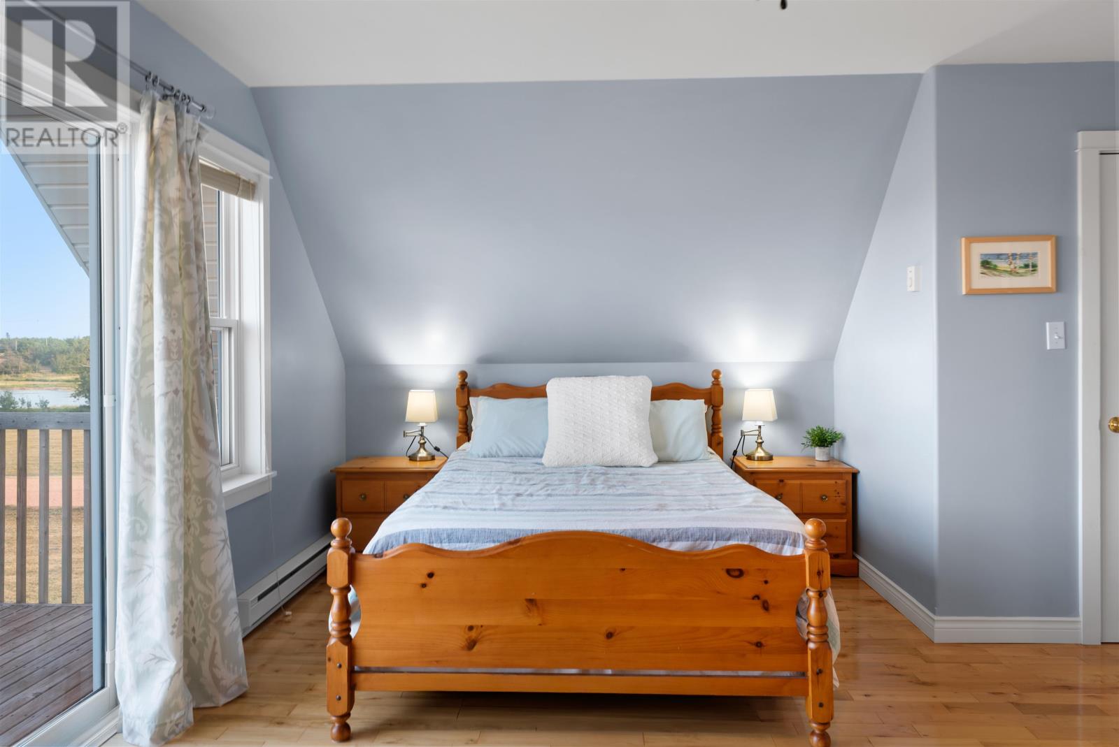 11 HEBRIDES LANE - 35