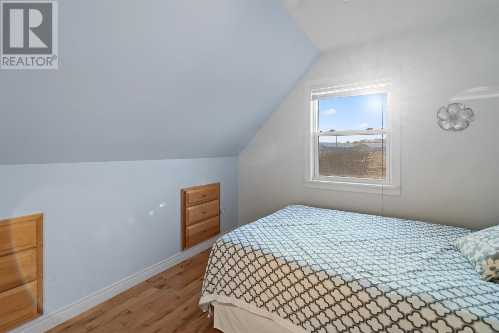 11 HEBRIDES LANE - 46