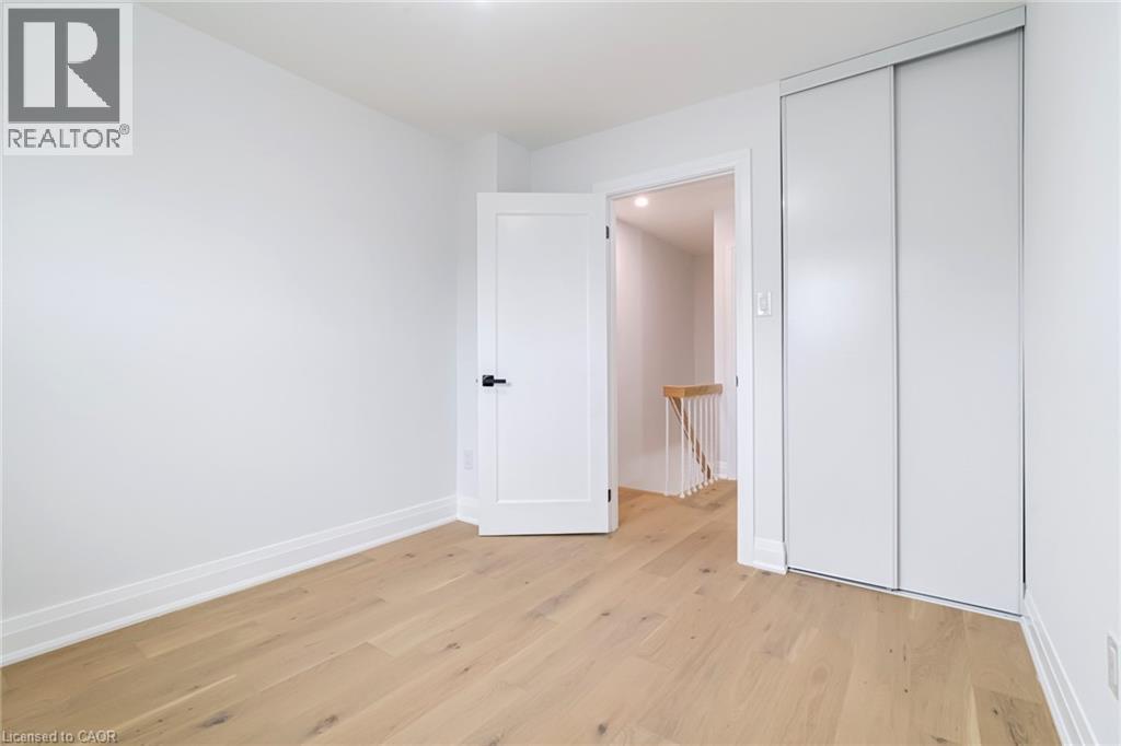 5475 LAKESHORE Road Unit# 4, Burlington, Ontario, L7L1E1 — Photo 20