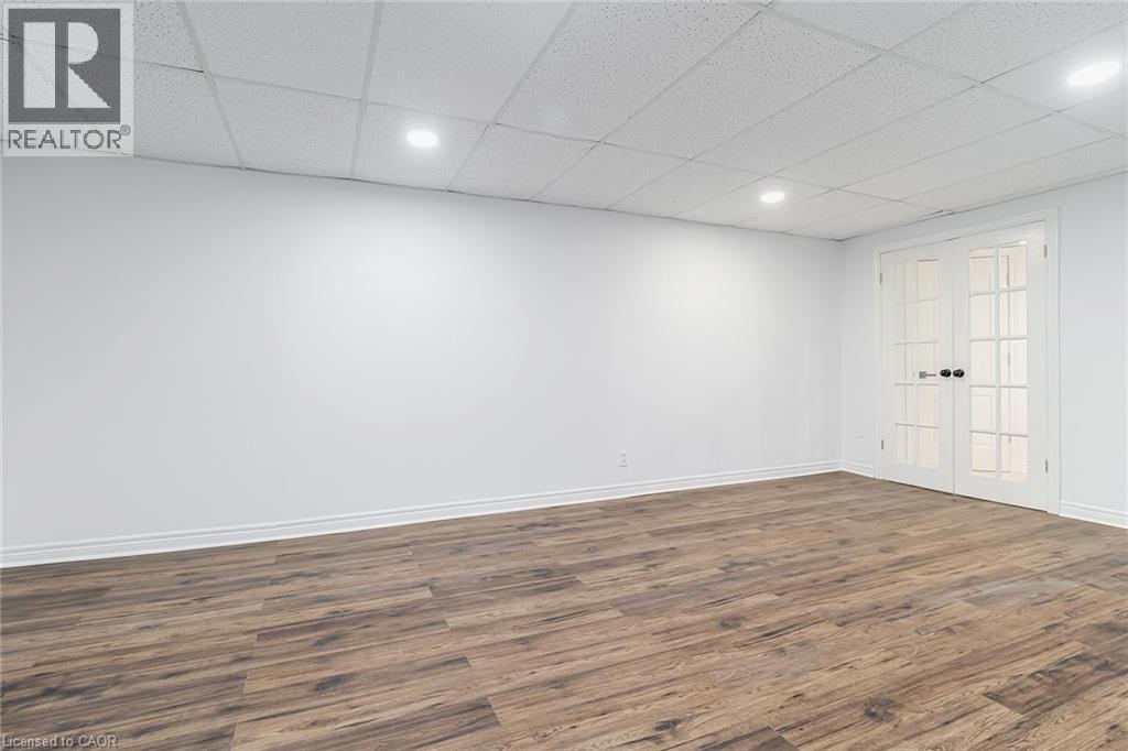5475 LAKESHORE Road Unit# 4, Burlington, Ontario, L7L1E1 — Photo 22