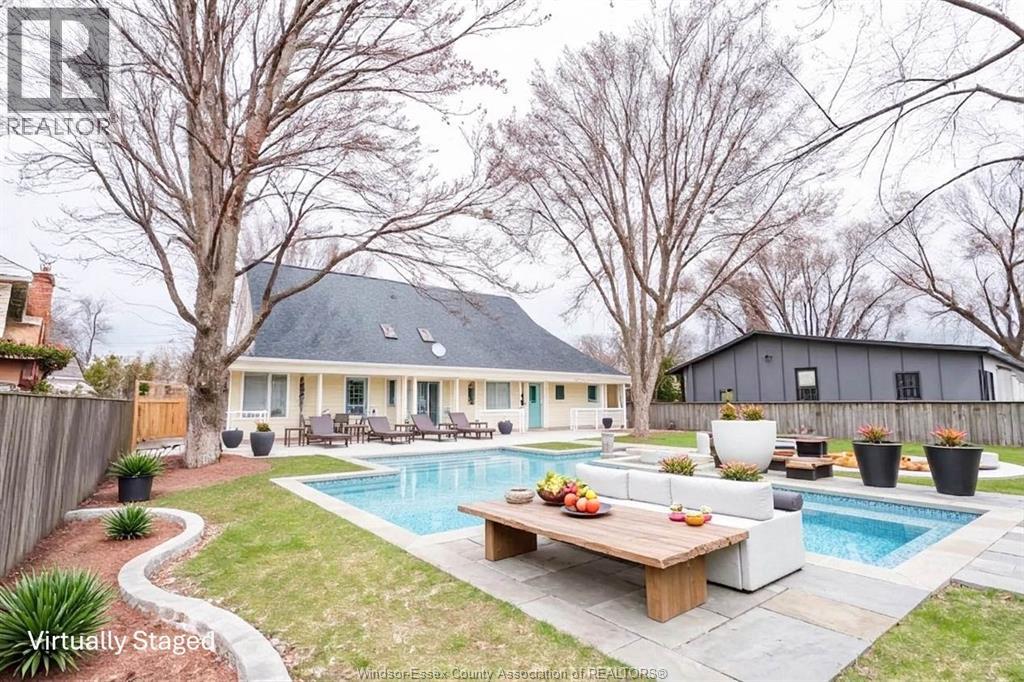 591 OLD TECUMSEH ROAD - 25