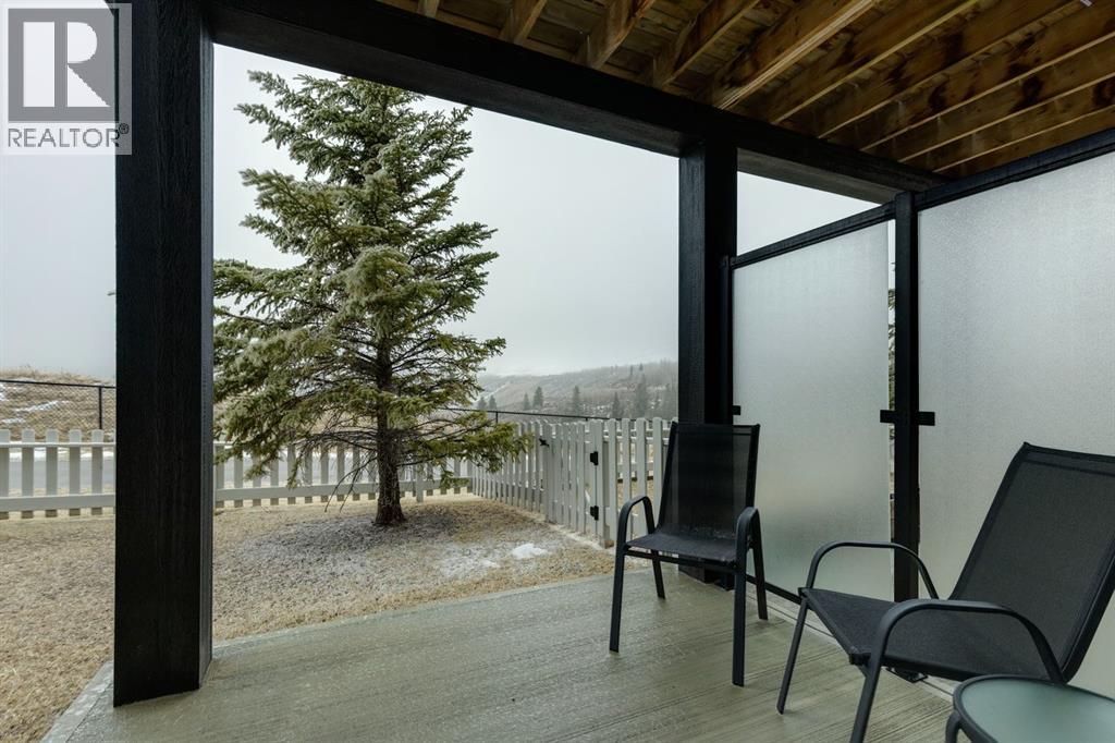 1502 Jumping Pound Common, Cochrane