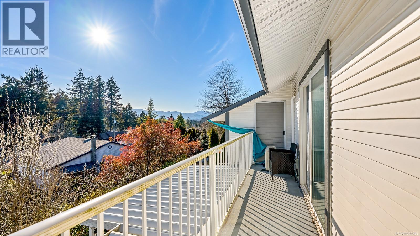 1103 View Pl, Courtenay