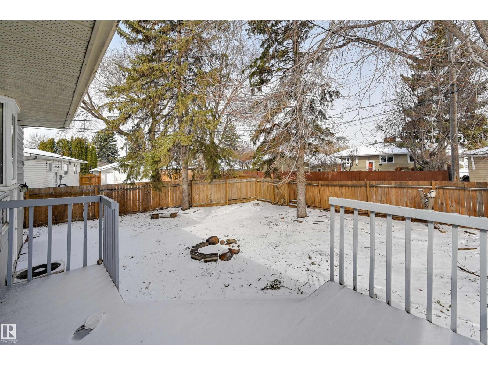 15914 92A AV NW, Edmonton