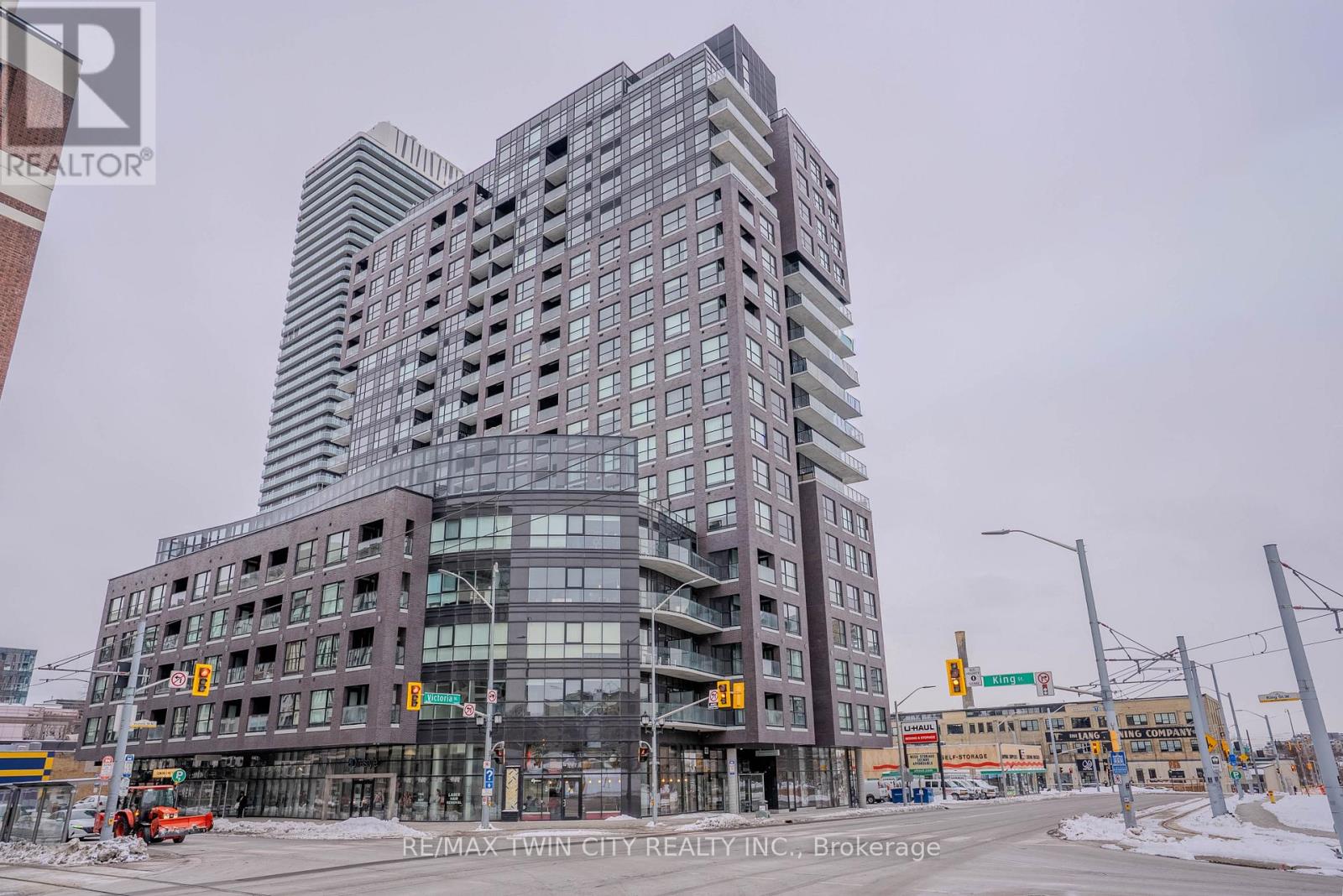 #806 1 VICTORIA STREET - 1