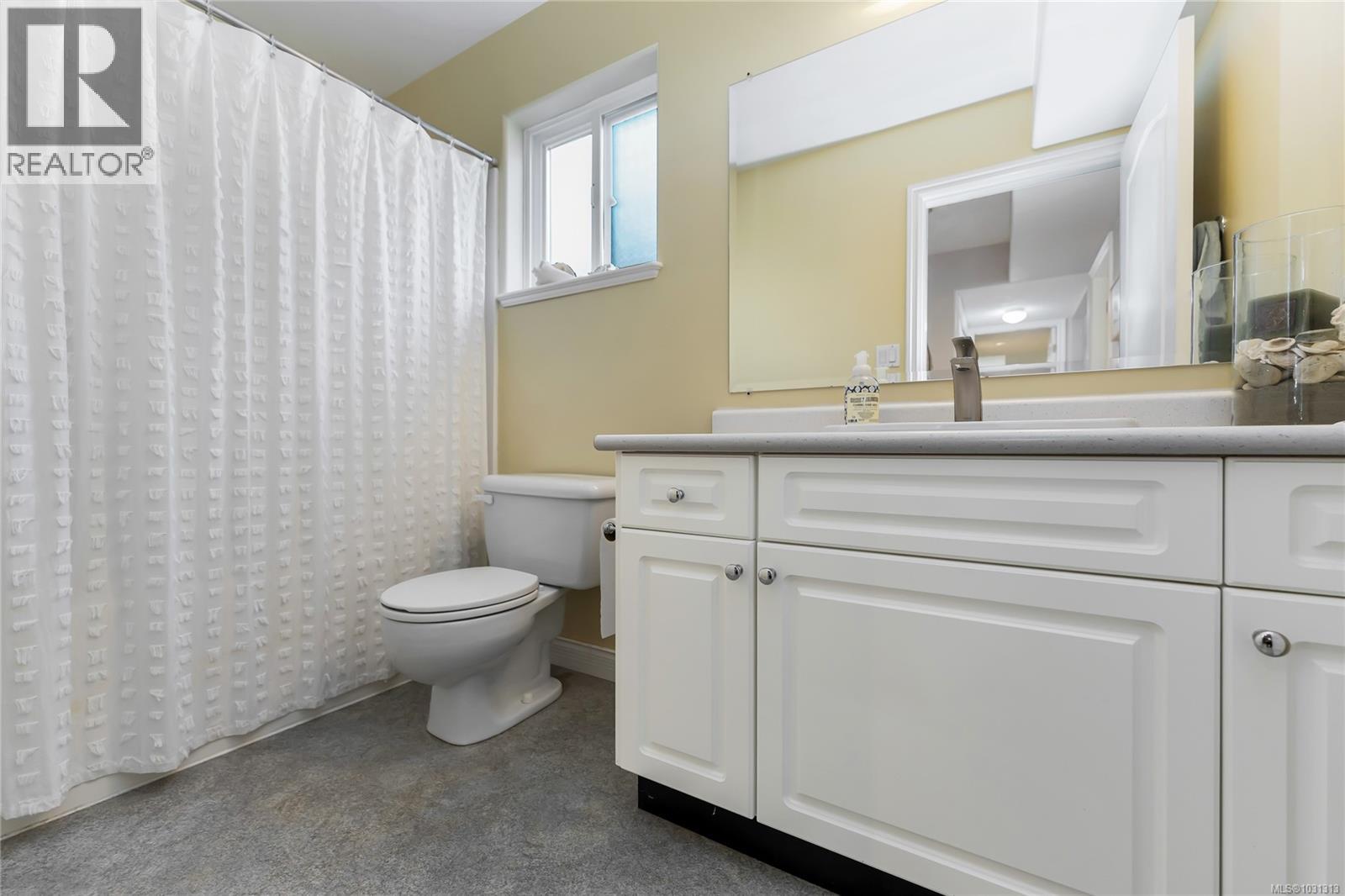  1694 Eagle View Place, Duncan