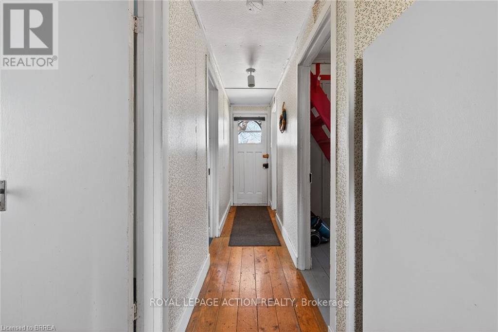 88 ERIE BOULEVARD - 17