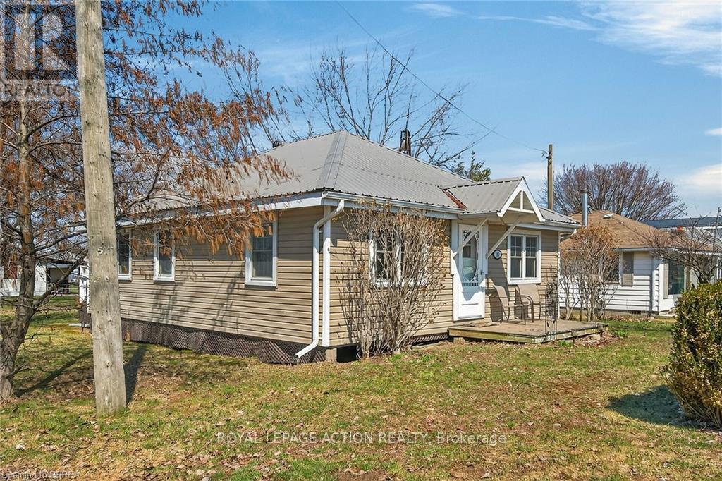 88 ERIE BOULEVARD - 45