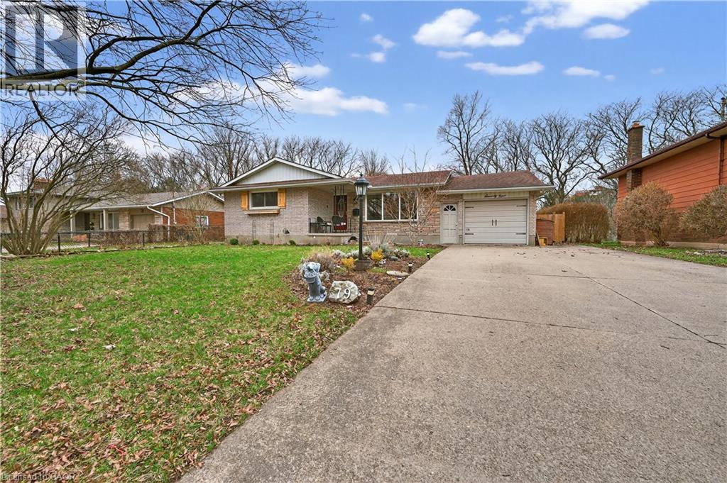 79 PRINCE CHARLES Drive