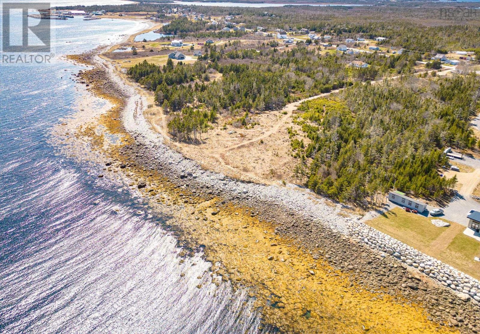 Property 9 of 31 of 1209 Stoney Island