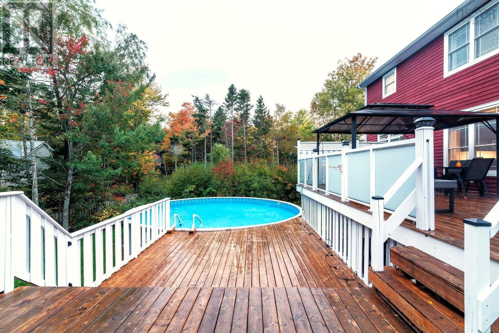 26 Cambridge Drive - 48