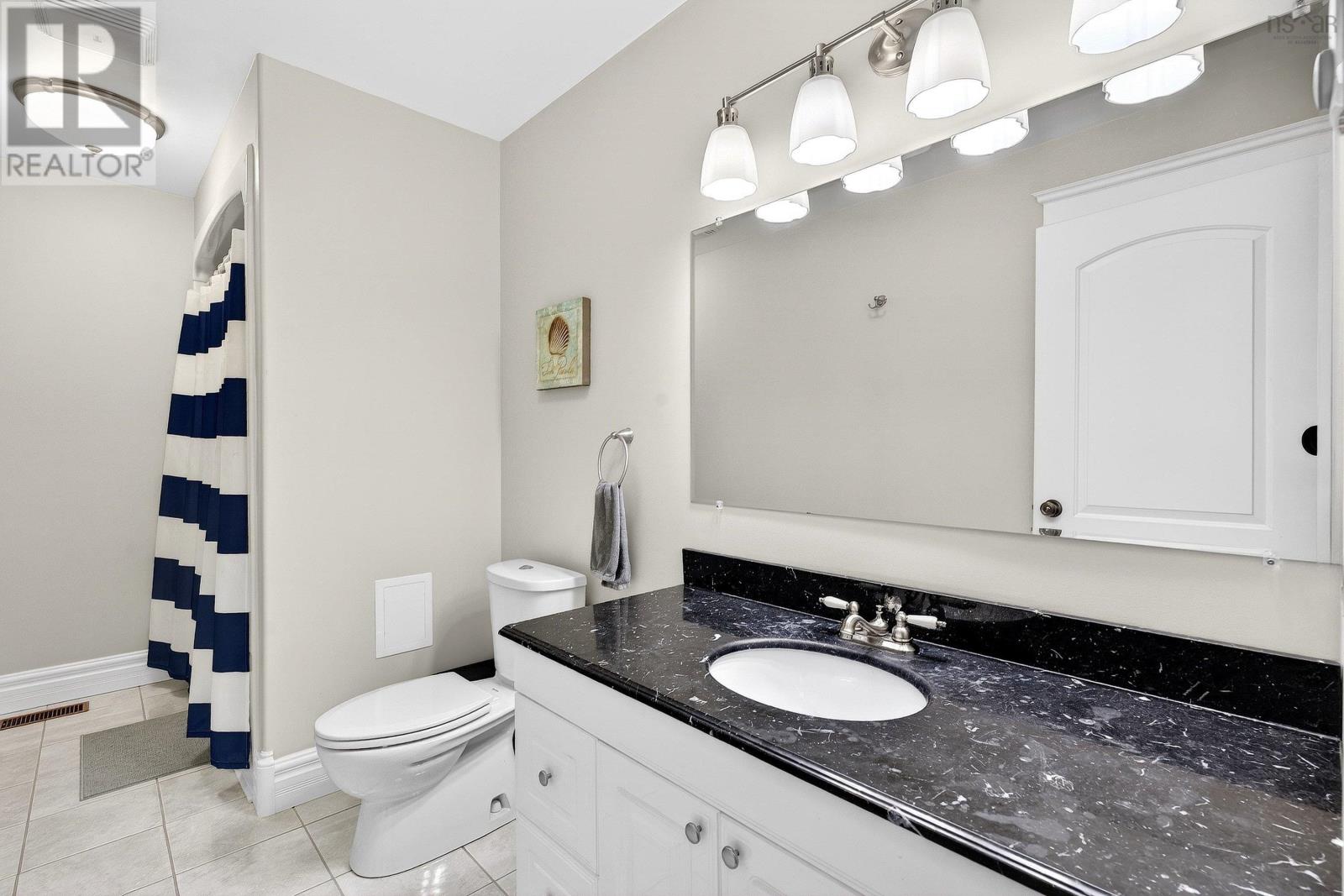 26 Cambridge Drive - 35