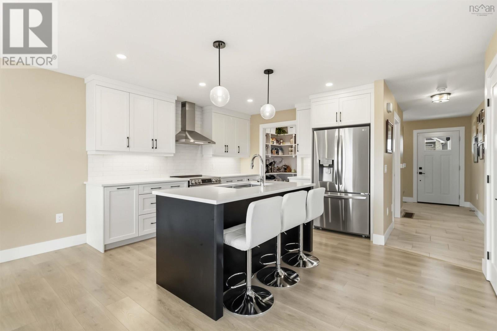 Property 7 of 48 of 82 Darner Drive