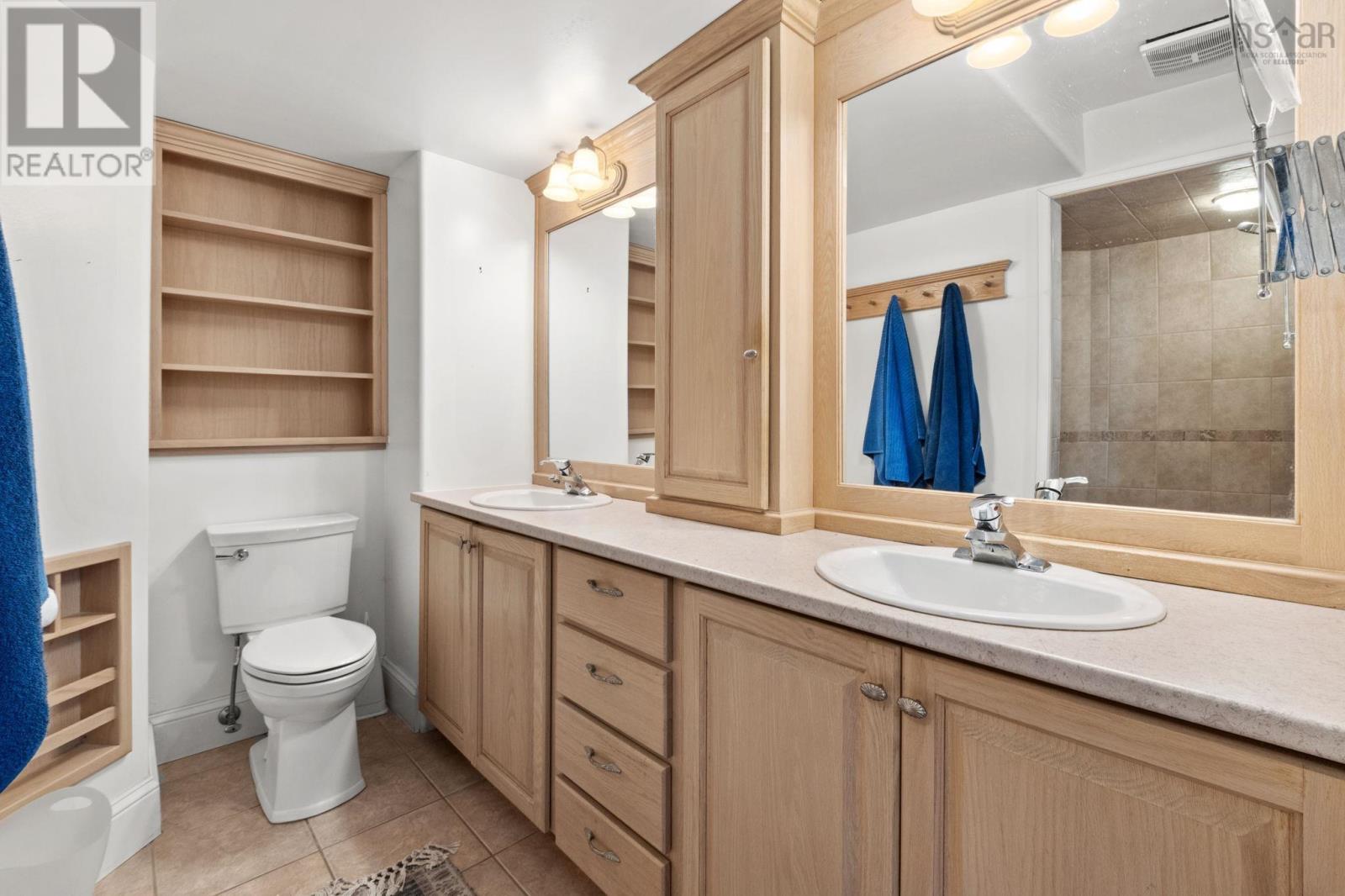 Property 20 of 50 of 41 Bayberry Lane