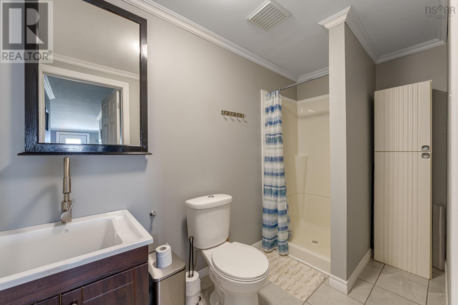 Property 20 of 42 of 59 Lake Darling Road