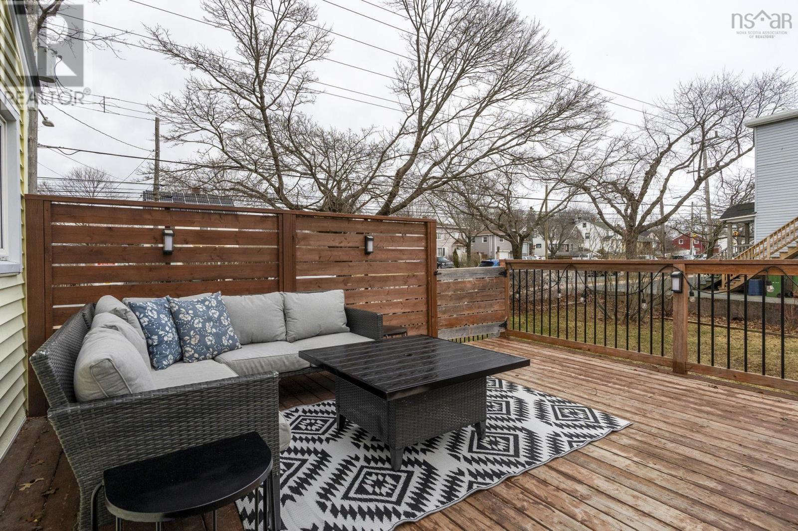 Property 26 of 38 of 207 Victoria Road