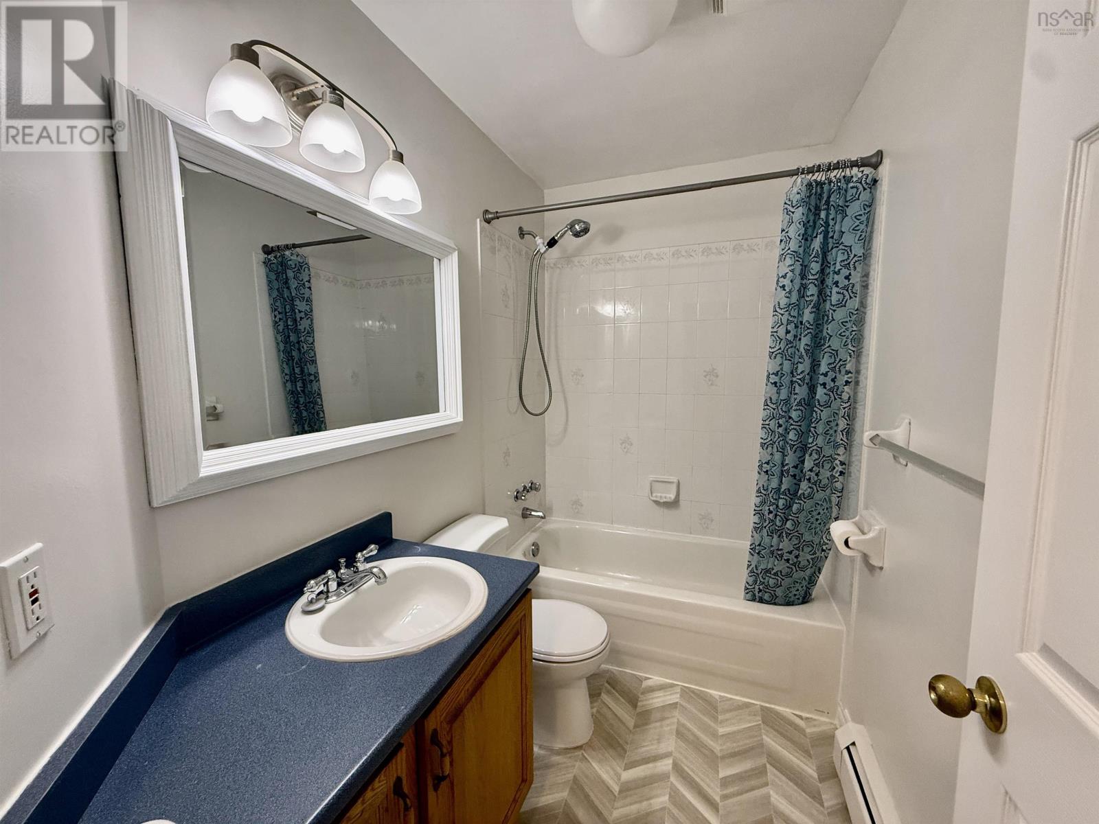 Property 17 of 32 of 16 Albany Terrace