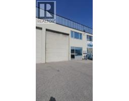 3 2322 Dominion Road, West Kelowna