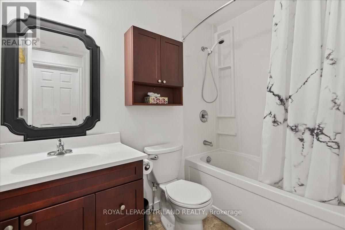 14 WELLINGTON AVENUE Property Photo