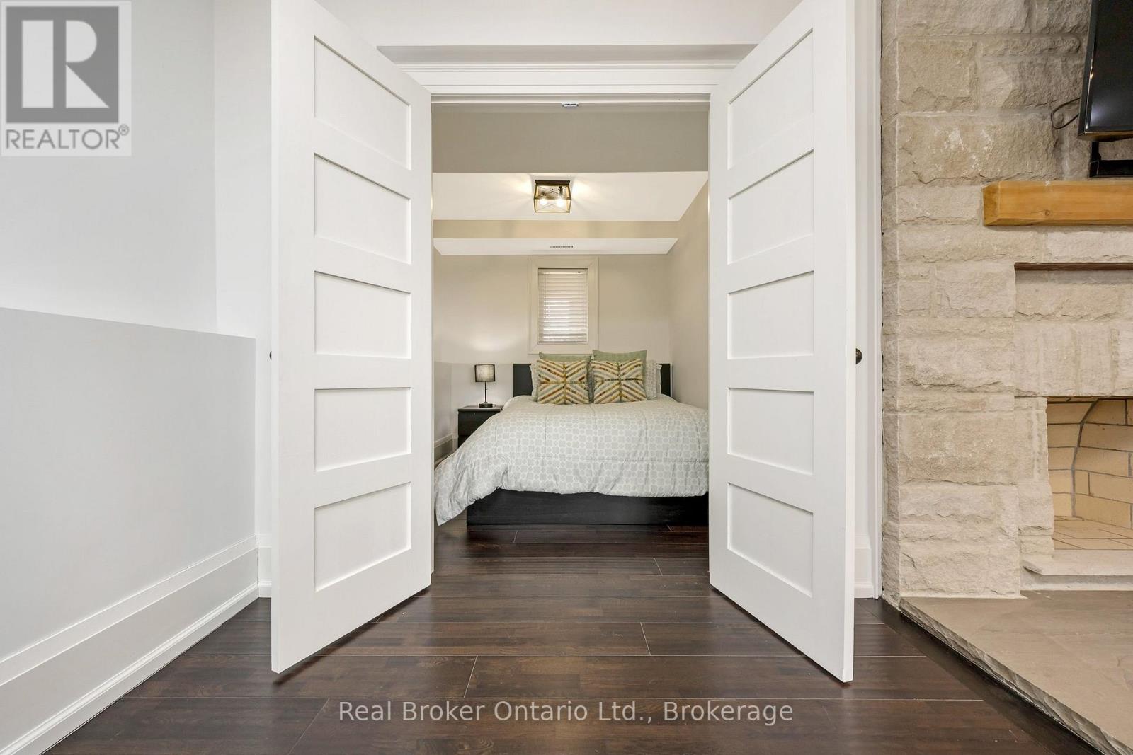 5938 TRAFALGAR ROAD - 37