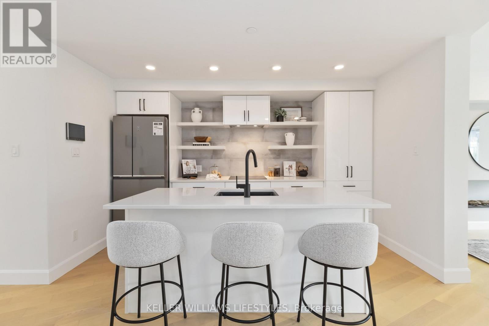 #A110 2062 LUMEN DRIVE - 10
