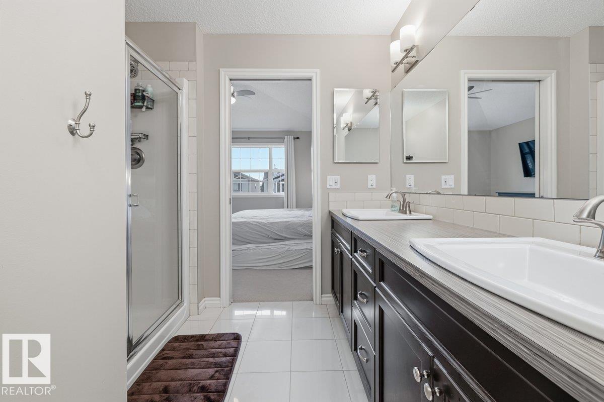 664 SECORD BV NW, Edmonton