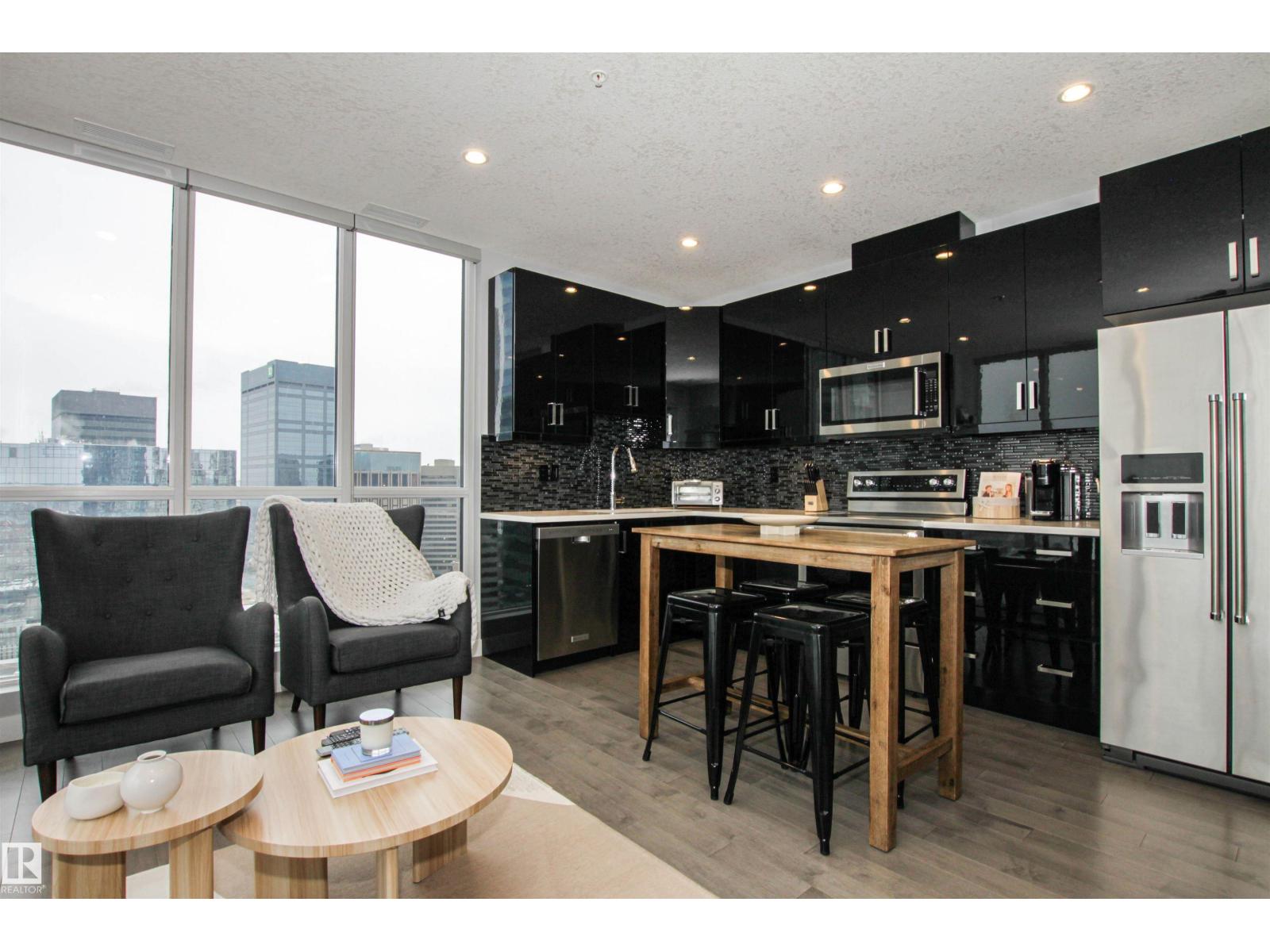 #2003 10238 103 ST NW, Edmonton