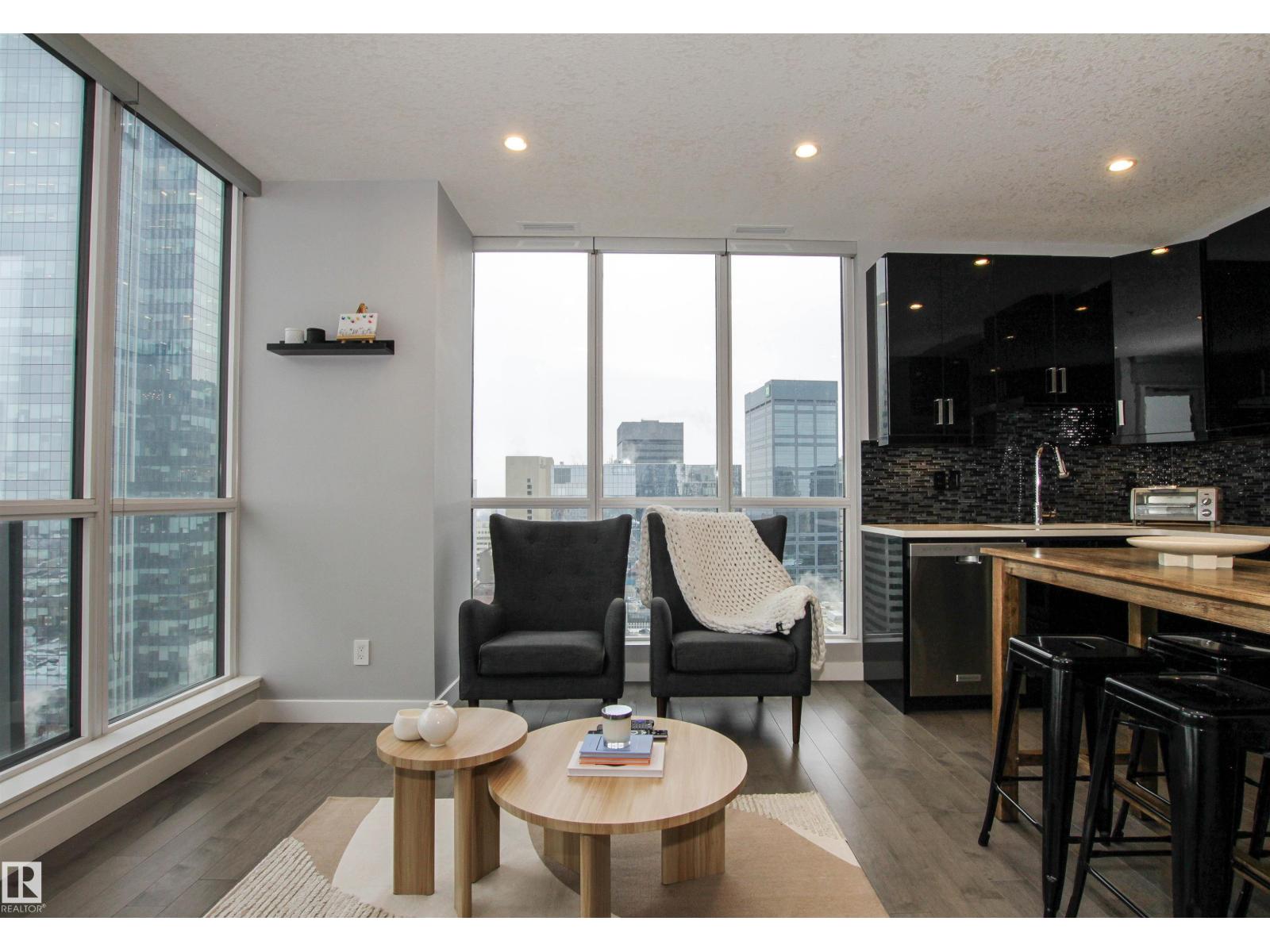 #2003 10238 103 ST NW, Edmonton