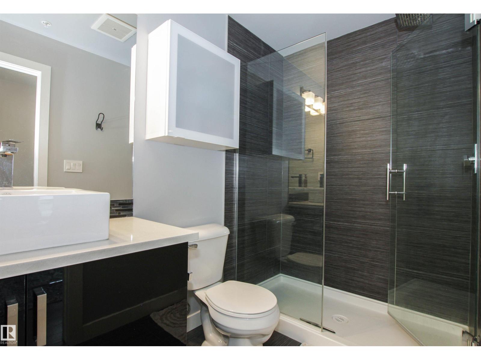 #2003 10238 103 ST NW, Edmonton