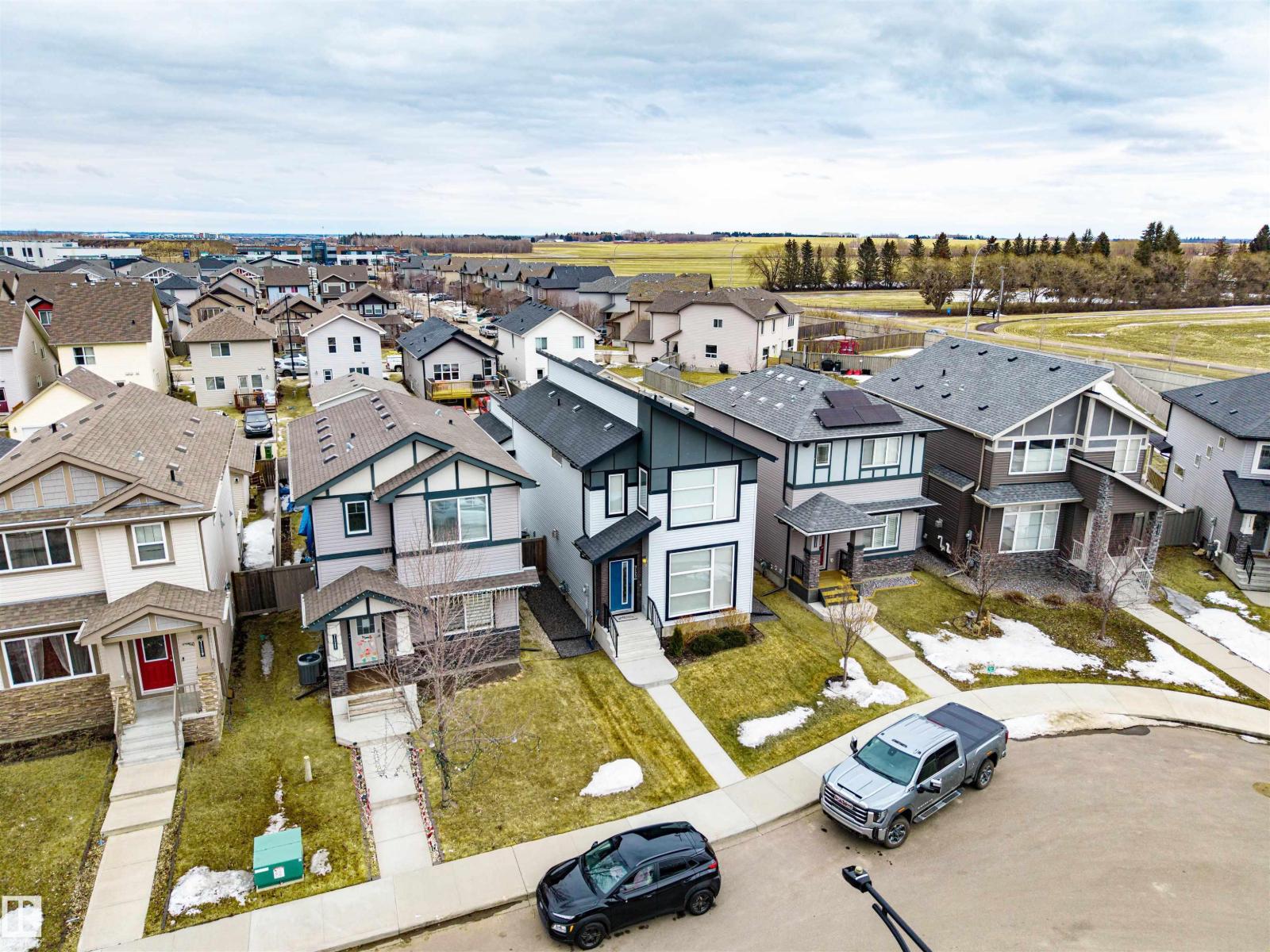 7123 CARDINAL WY SW, Edmonton