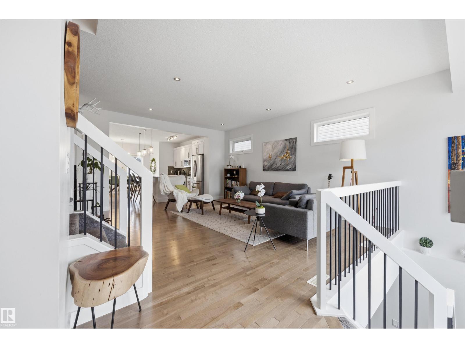 7123 CARDINAL WY SW, Edmonton