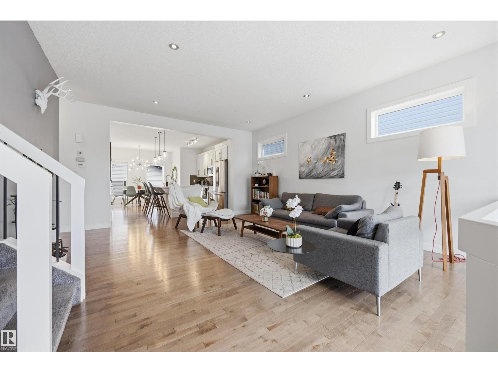 7123 CARDINAL WY SW, Edmonton