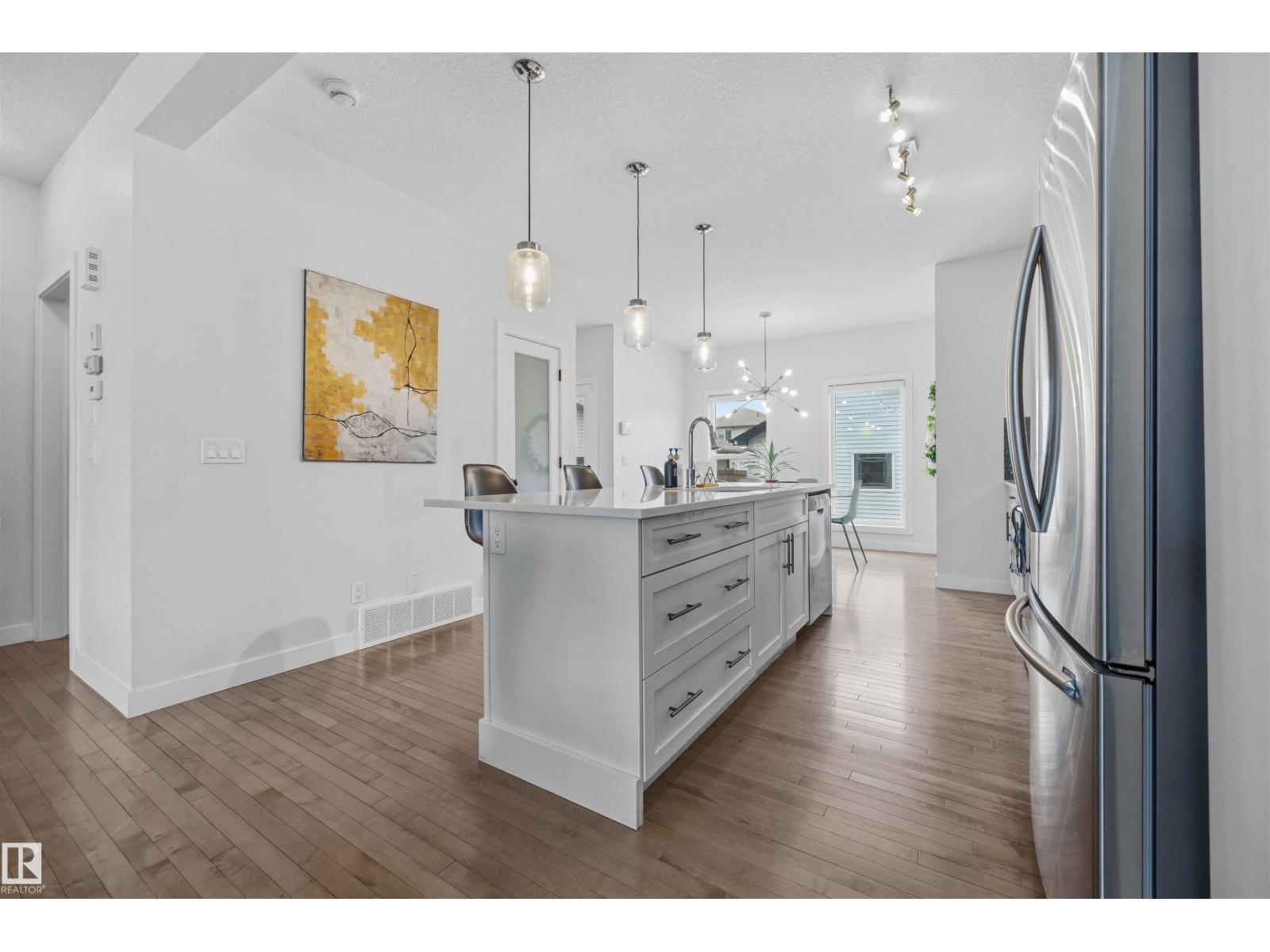 7123 CARDINAL WY SW, Edmonton