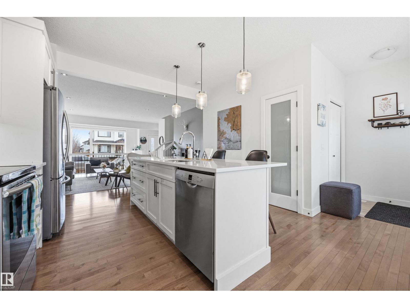 7123 CARDINAL WY SW, Edmonton