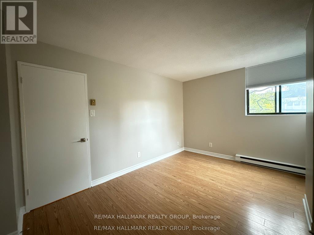 #104 191 PARKDALE AVENUE - 12