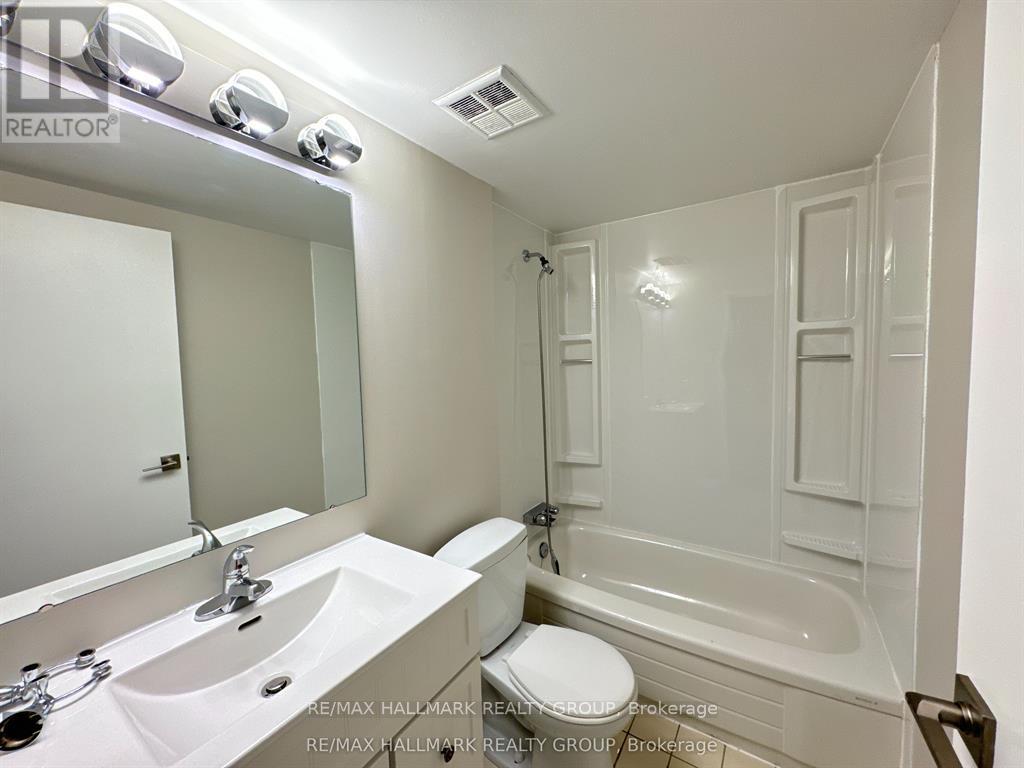 #104 191 PARKDALE AVENUE - 16
