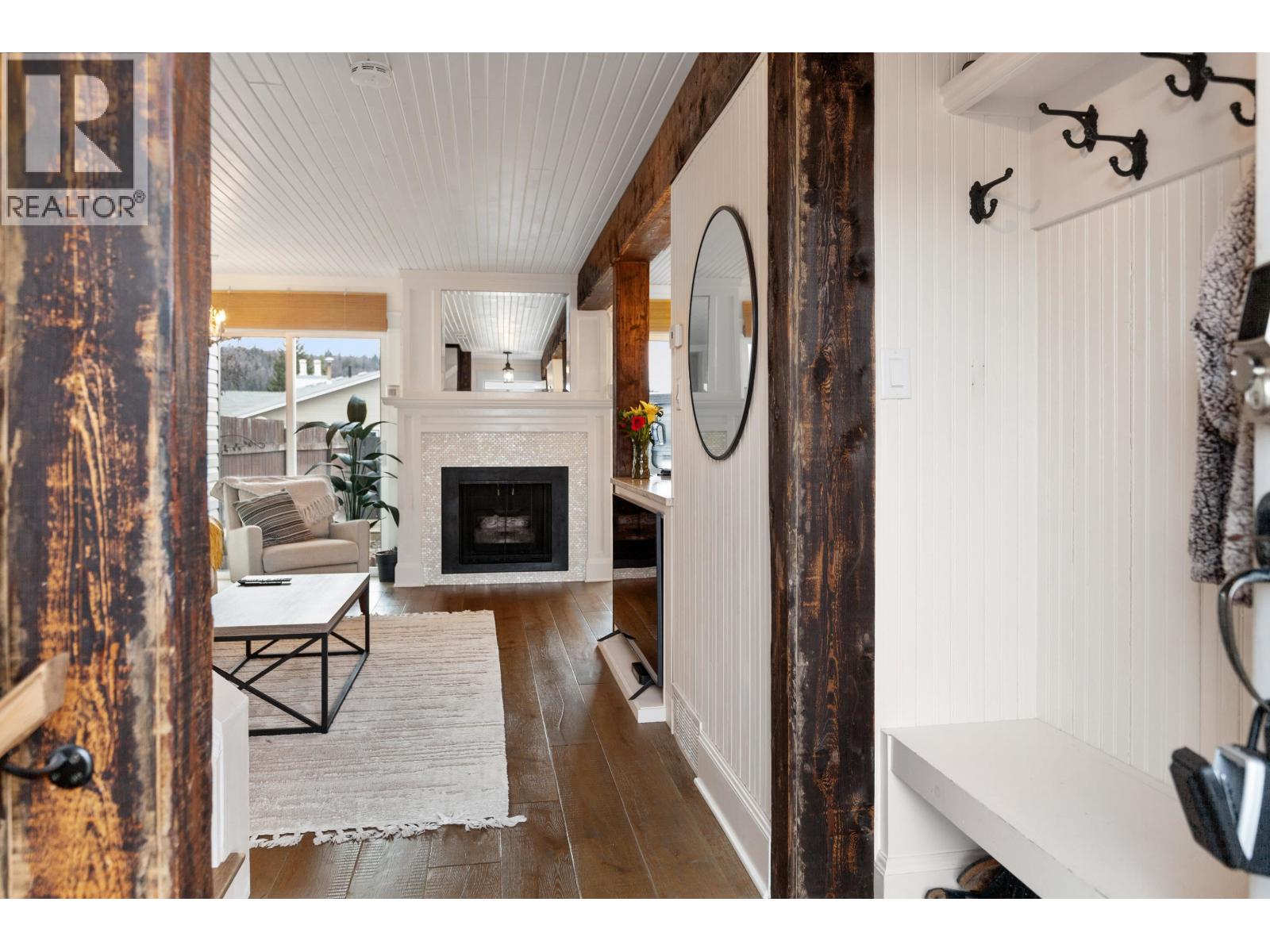 #184 111 TABOR BOULEVARD - Image 2